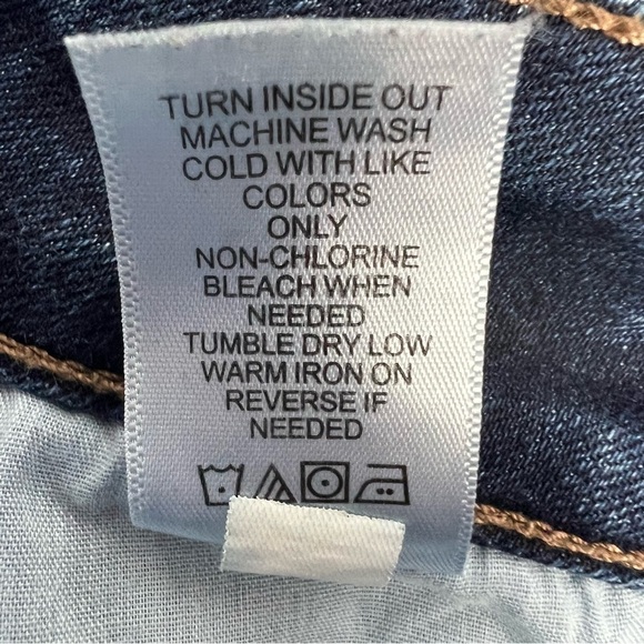 MAURICES Women’s Blue Jeans Medium (9/11) Long Distressed Mid-Rise Medium Wash - Picture 7 of 13